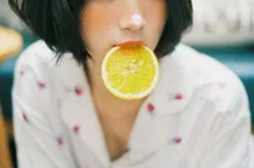 马筱梅被打假品牌方回应了直播时茫然好在有汪小菲陪伴