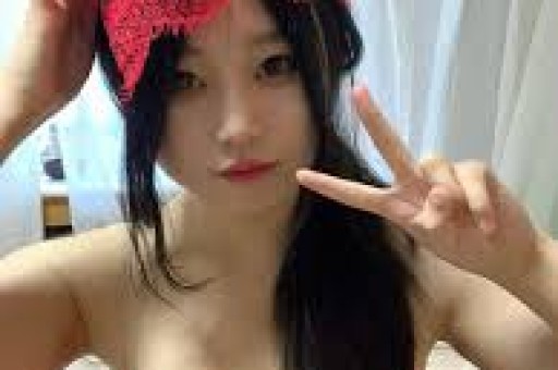 网红司晓迪曝18张照片引热议律师：删博无法逃避法律责任