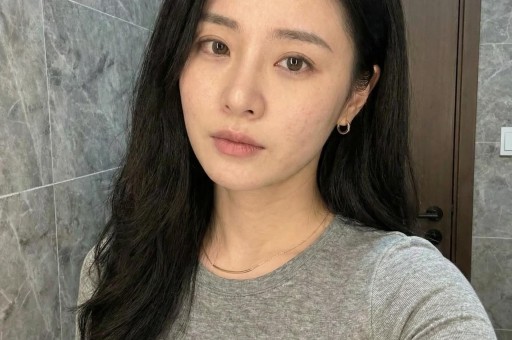 爆料吃瓜众多明星在内大瓜小瓜消息都有吃瓜拿走了